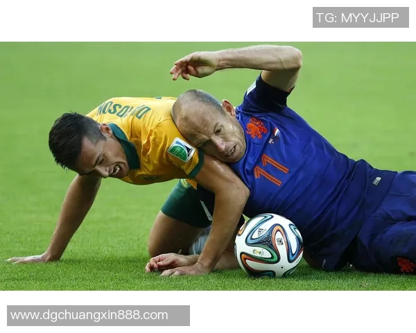 张芳的足球人生:从草地到绿茵场的深度对话与成长故事 张芳的足球人生:从草地到绿茵场的深度对话与成长故事