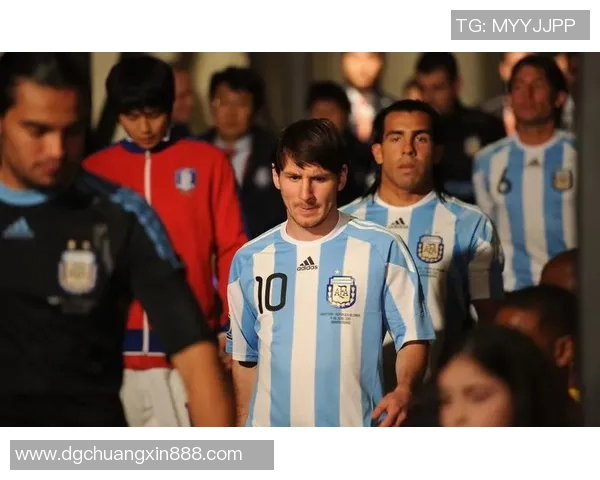 阿姓足球明星的传奇故事与辉煌成就盘点