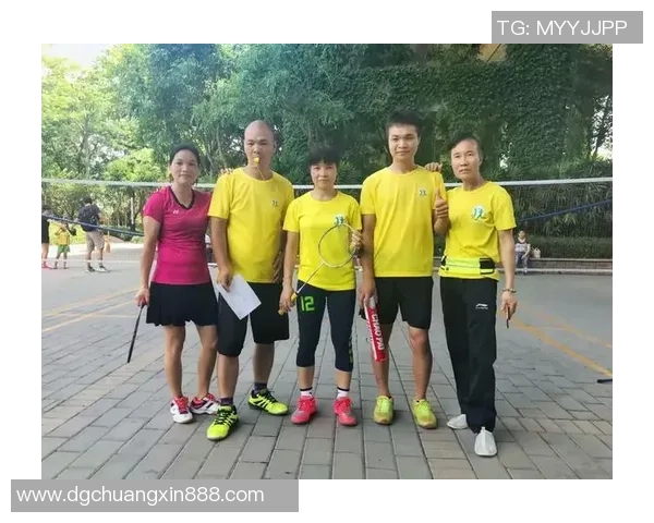 武汉羽毛球队与深圳羽毛球队实力对比赛后分析与总结 武汉羽毛球队与深圳羽毛球队实力对比赛后分析与总结