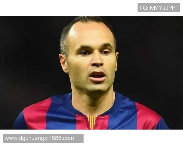 足球明星为何在赛场上选择自然风貌而非化妆展示个人魅力与真实自我 足球明星为何在赛场上选择自然风貌而非化妆展示个人魅力与真实自我