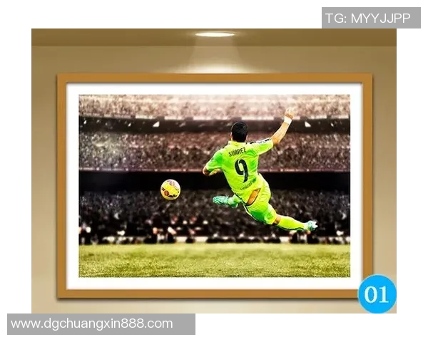 超清足球明星海报汇集展现球场风采与激情瞬间的视觉盛宴 超清足球明星海报汇集展现球场风采与激情瞬间的视觉盛宴